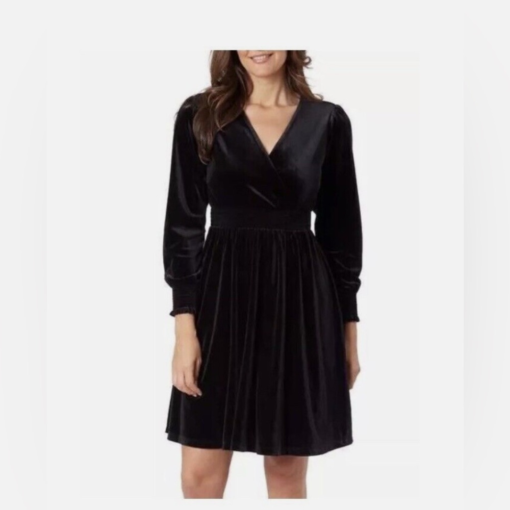 Briggs Ladies' Long Sleeve Velvet Dress